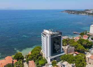 Signature Blue Kuşadası Hotel